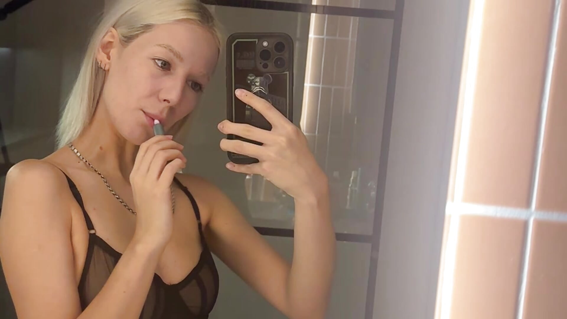 u like me? - video by RanyThomson cam model