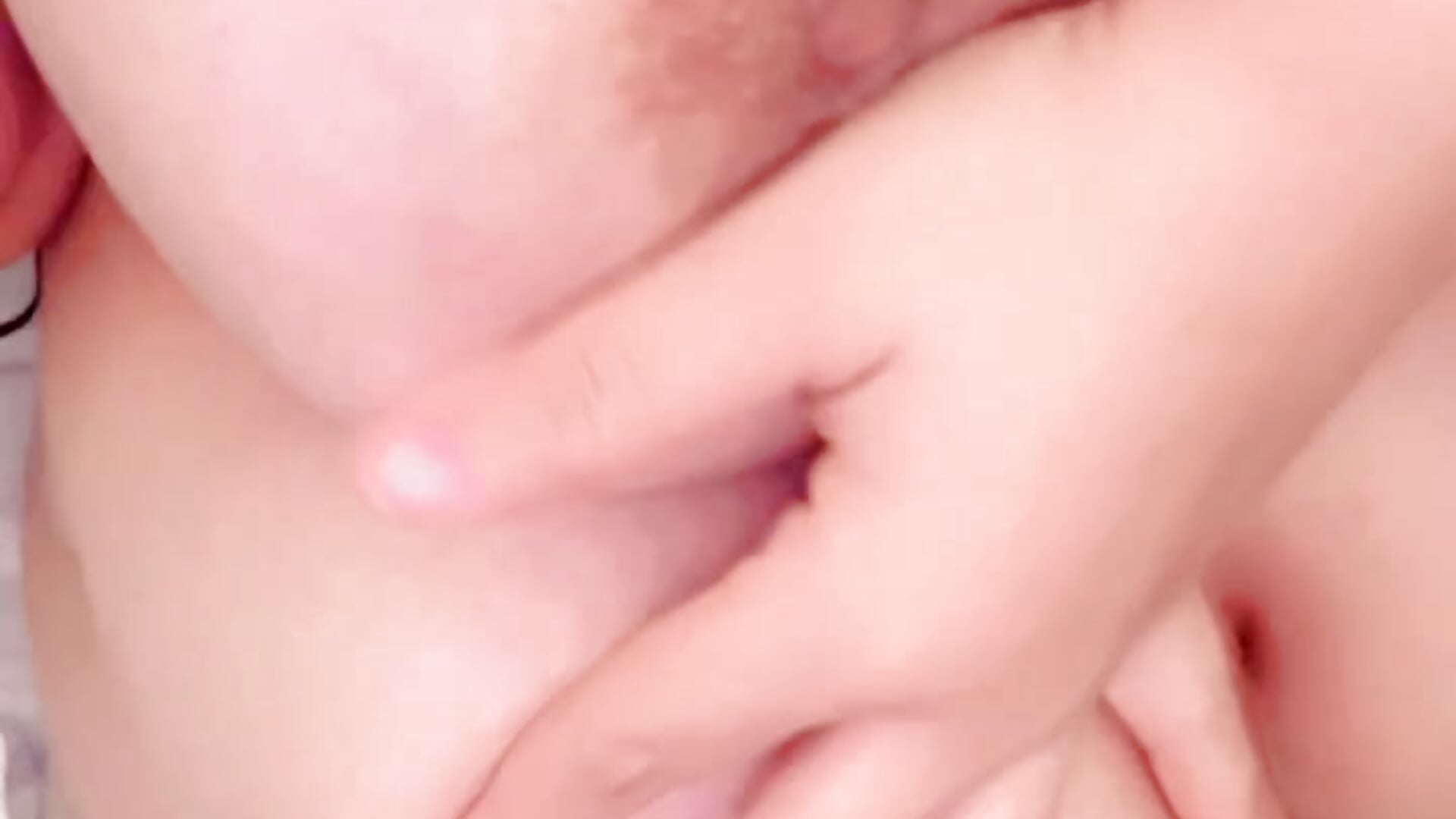 48293CF9-EFE1-46BC-95B3-3EE0190057B8 - video van kawtararaba cam-model