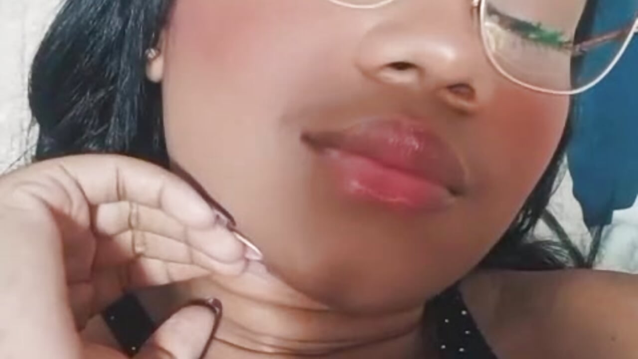 AHILYN 🔥😈 - video by Ahilyn cam model