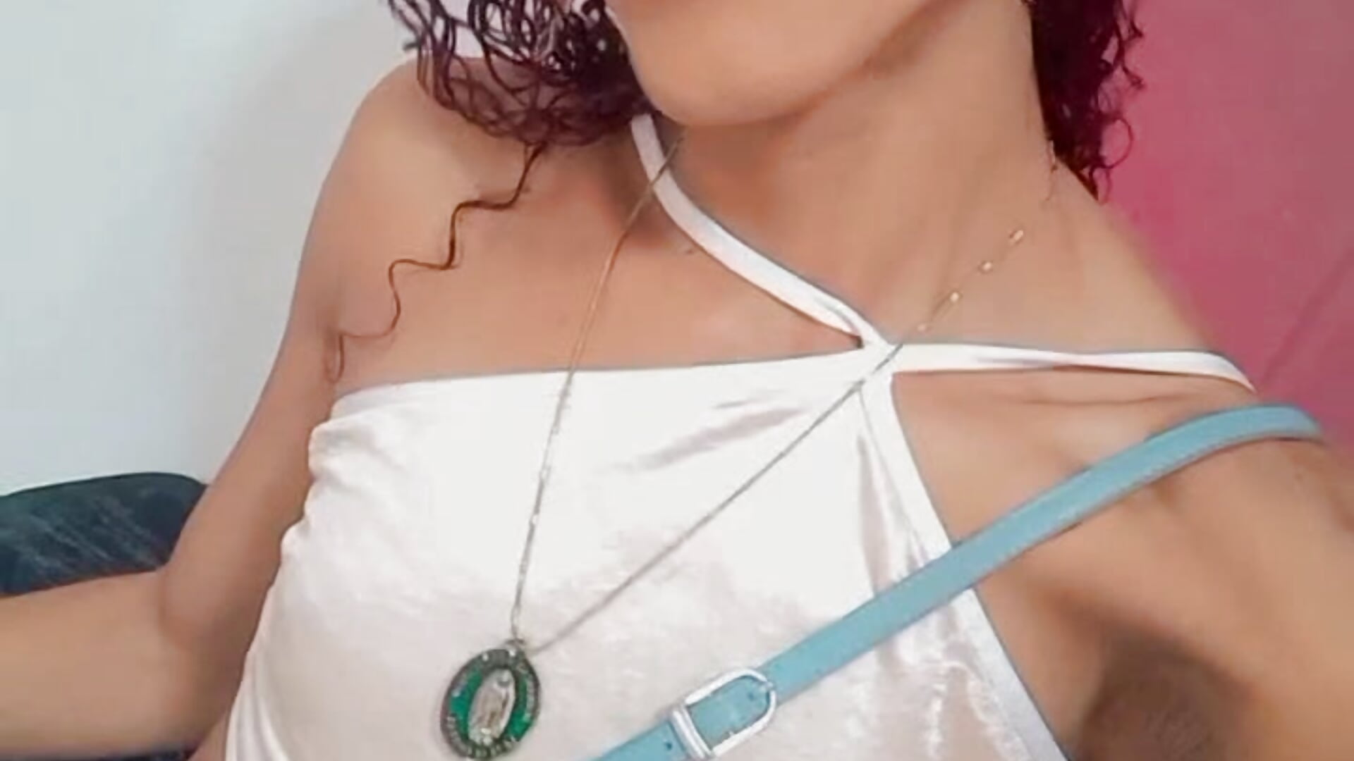 Kisses - video by Tiffannydoll99 cam model