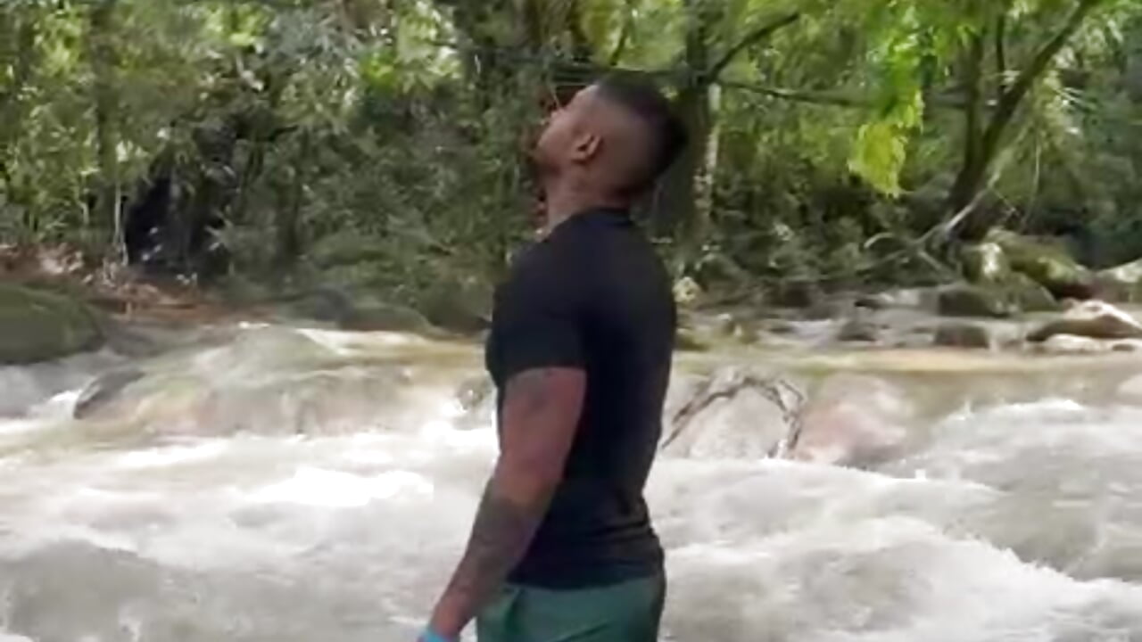 Smoke - فيديو من MICHELL_ARTHUS_ موديل الكام