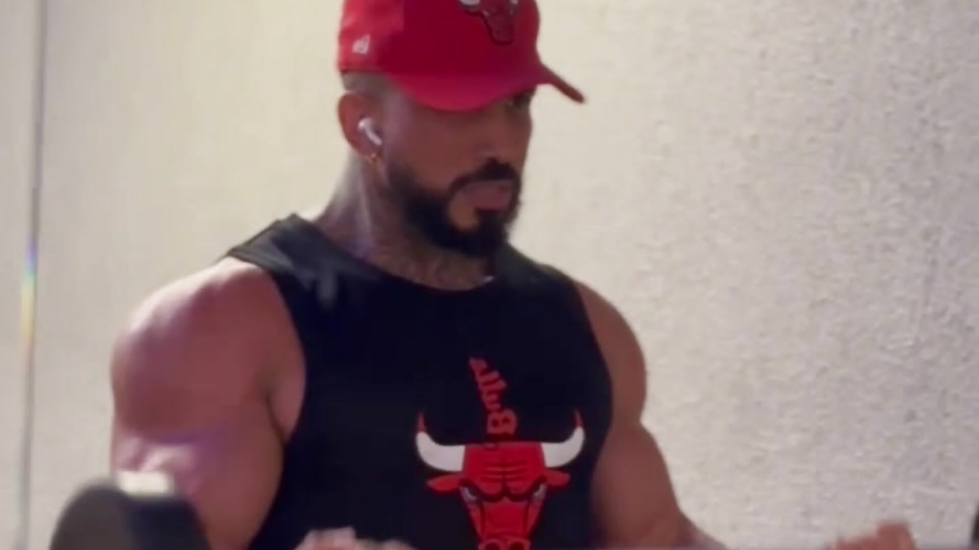 WhatsApp Video 2025-10-03 at 3,32,59 AM - video by jeff_clark7 cam model