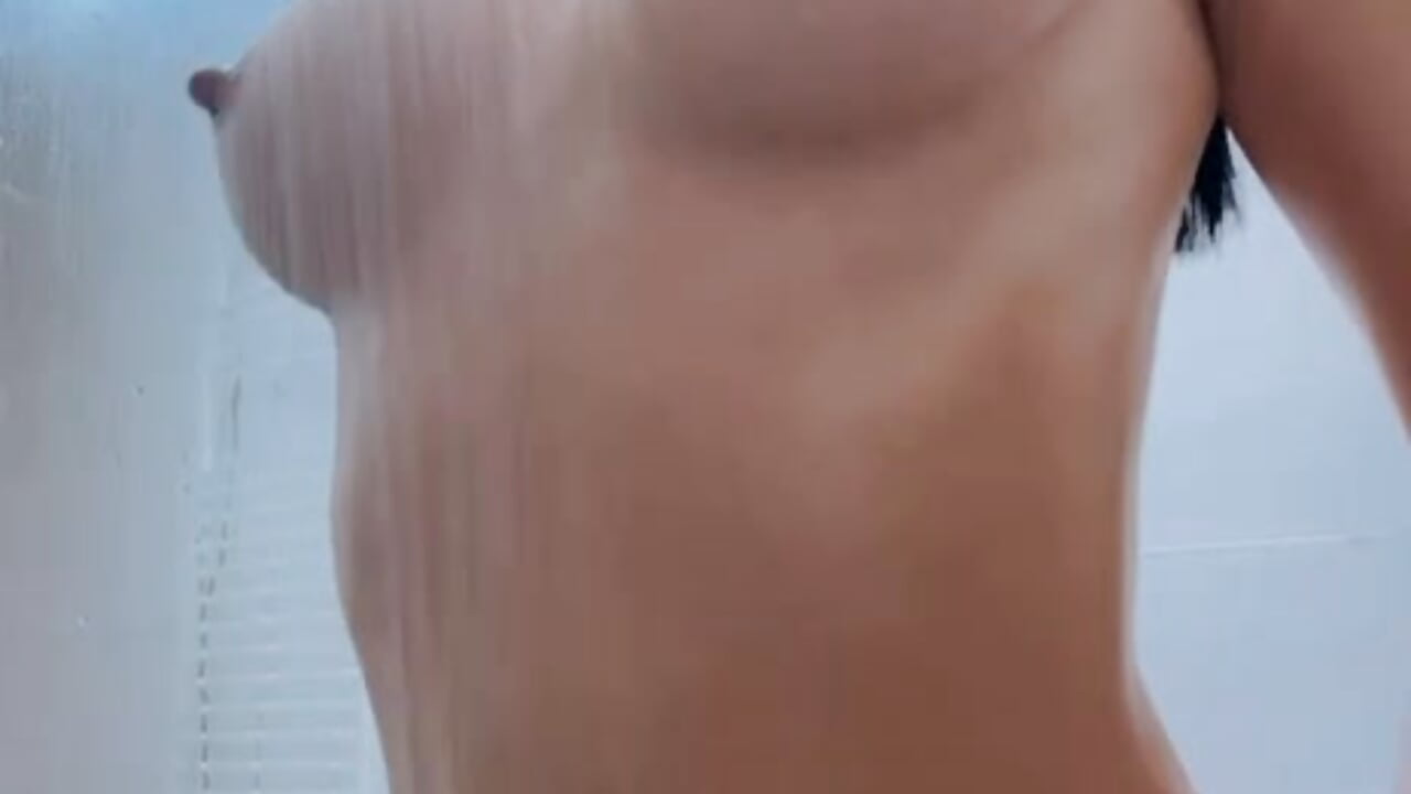 💦💗Shower Seduction💦💗 - video by MysticLayla cam model