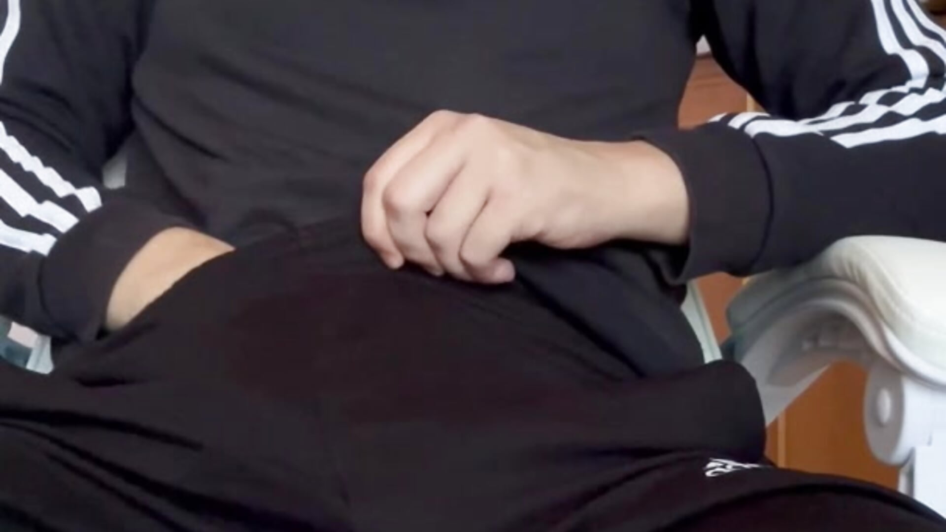 I play a little)) hehe - video by _Timmy_Boy_ cam model