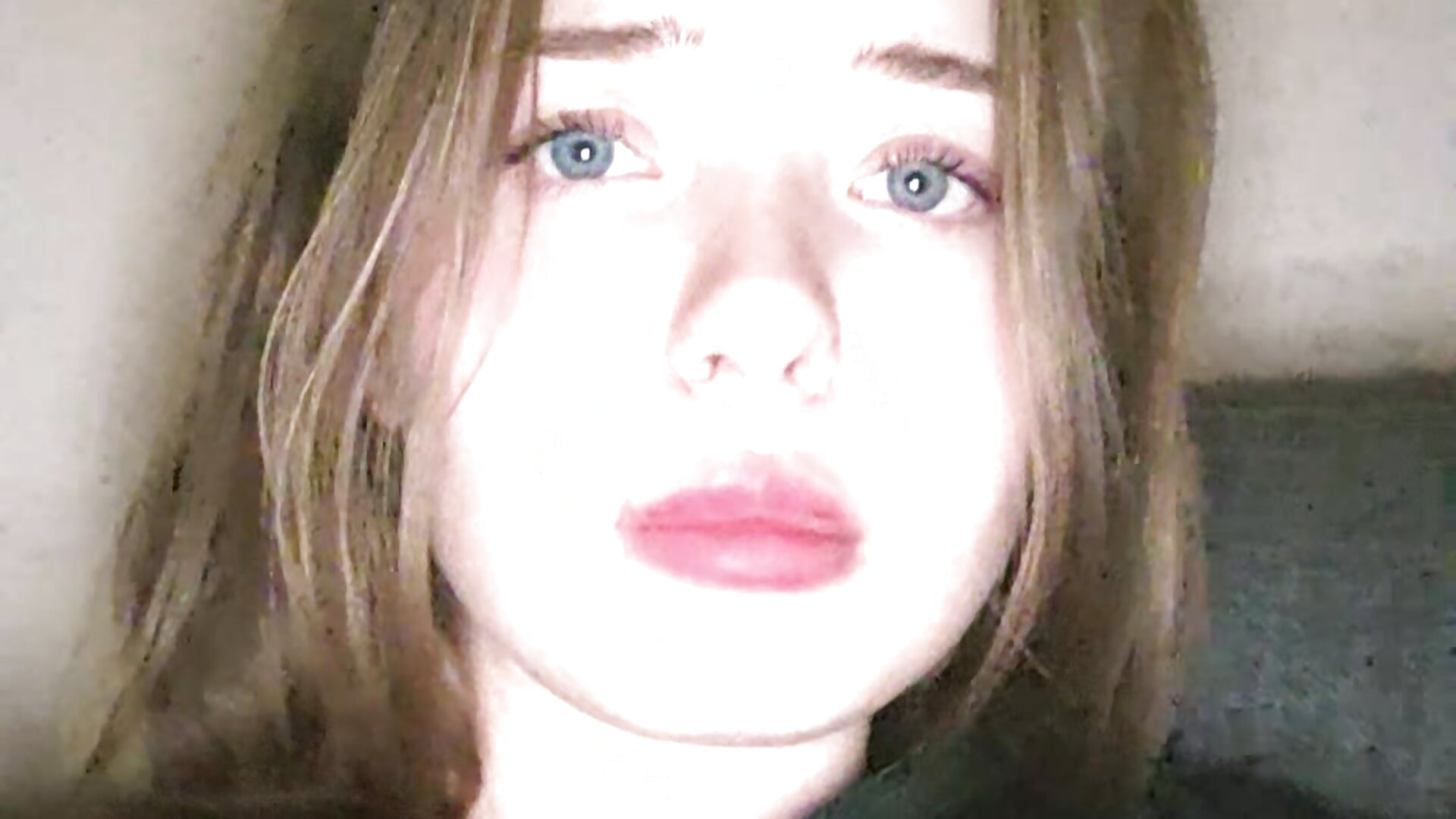 ✨️ - video by RishaLee cam model