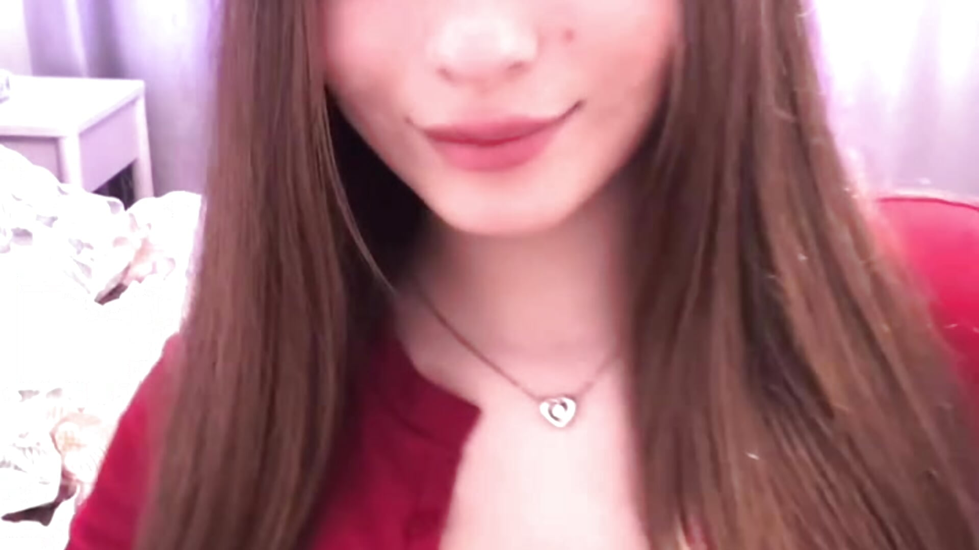 Lick my lips ❤︎ - video by HoneyHaze_ cam model