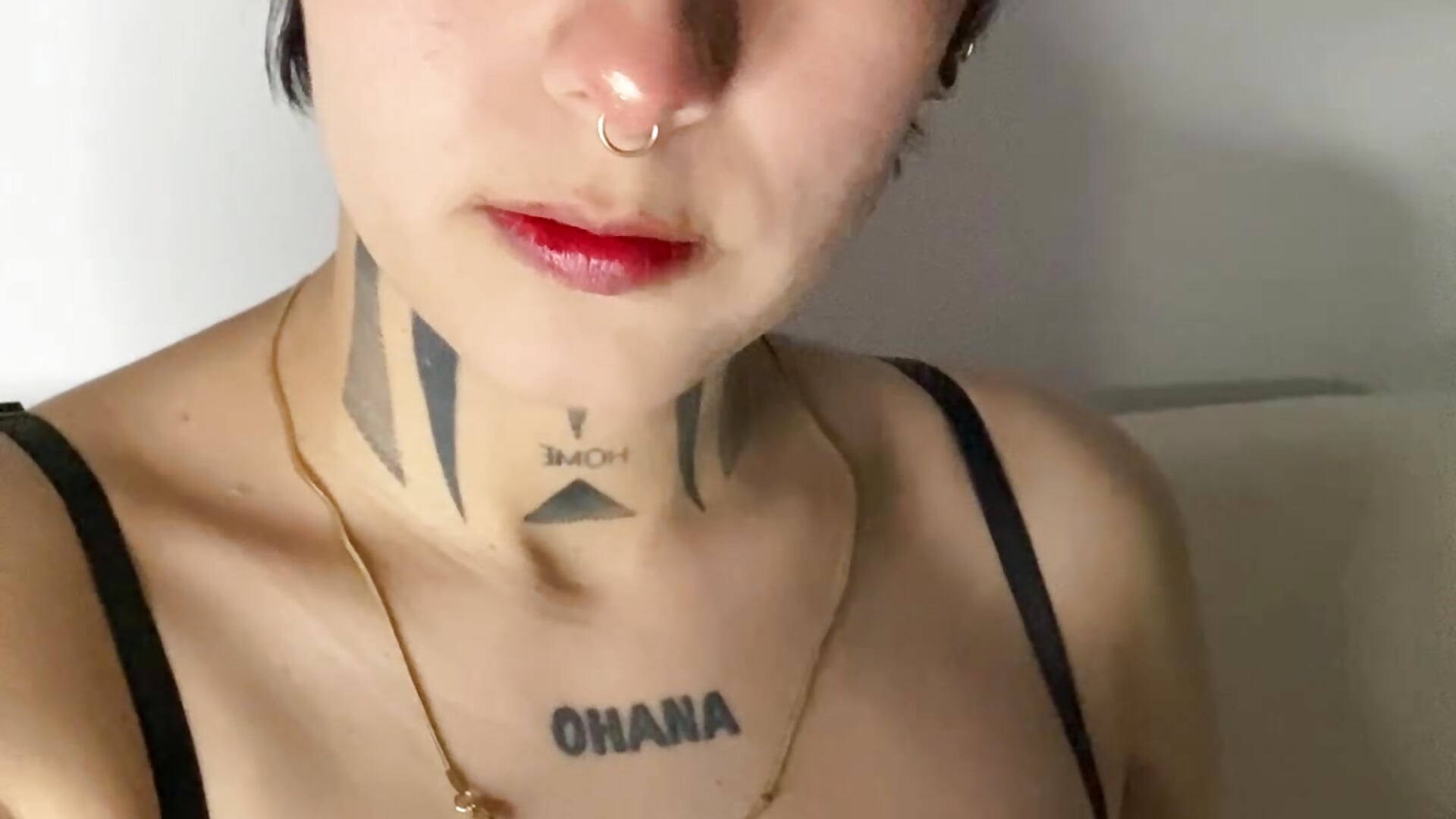 🖤 - فيديو من DaisyEmily موديل الكام