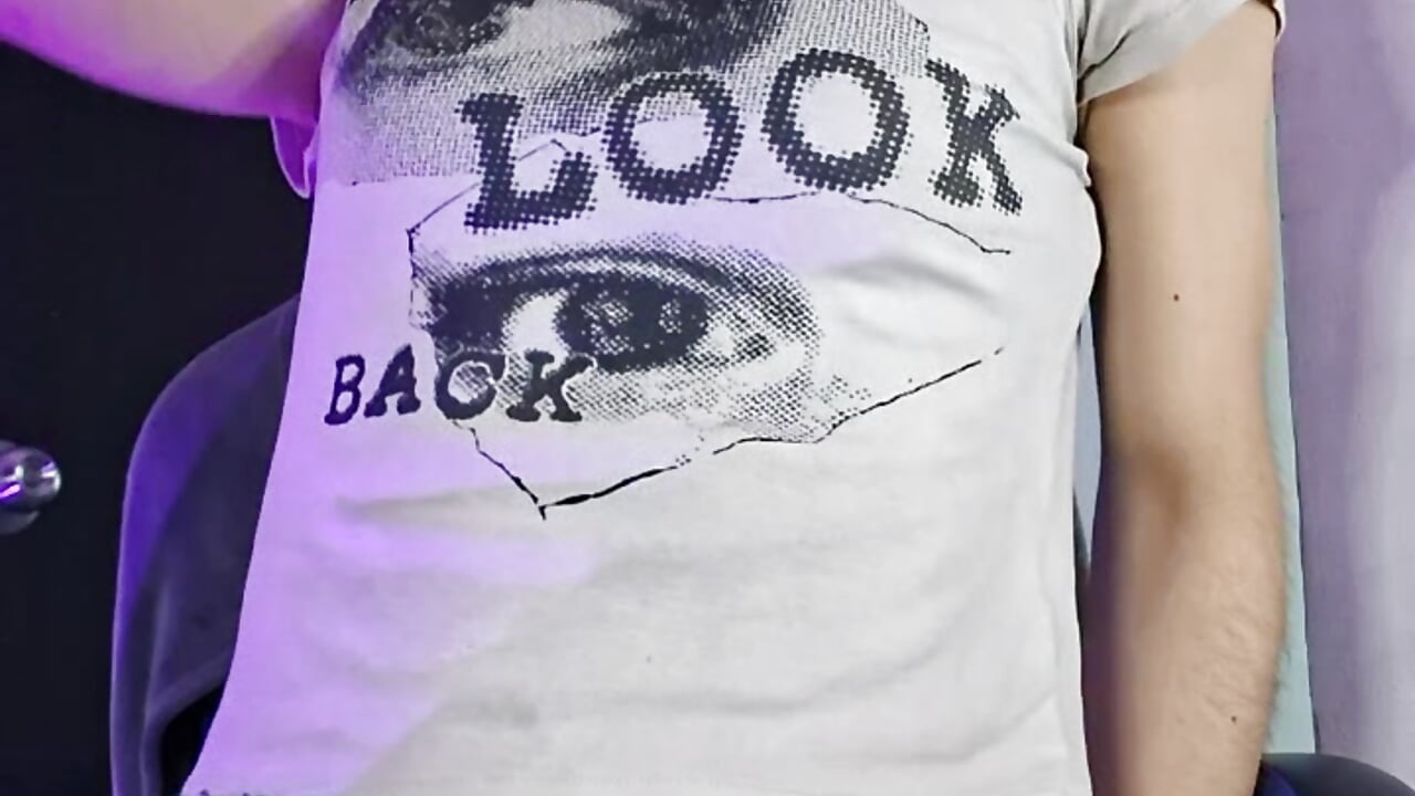 Can you tell me why u want  u head betwwe my legs?🤭😏 - video oleh Sweet-SharoKitty kamera model