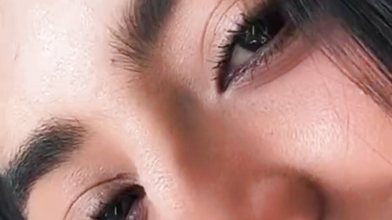 Meee :3 – видео вебкам-модели Luuuu-