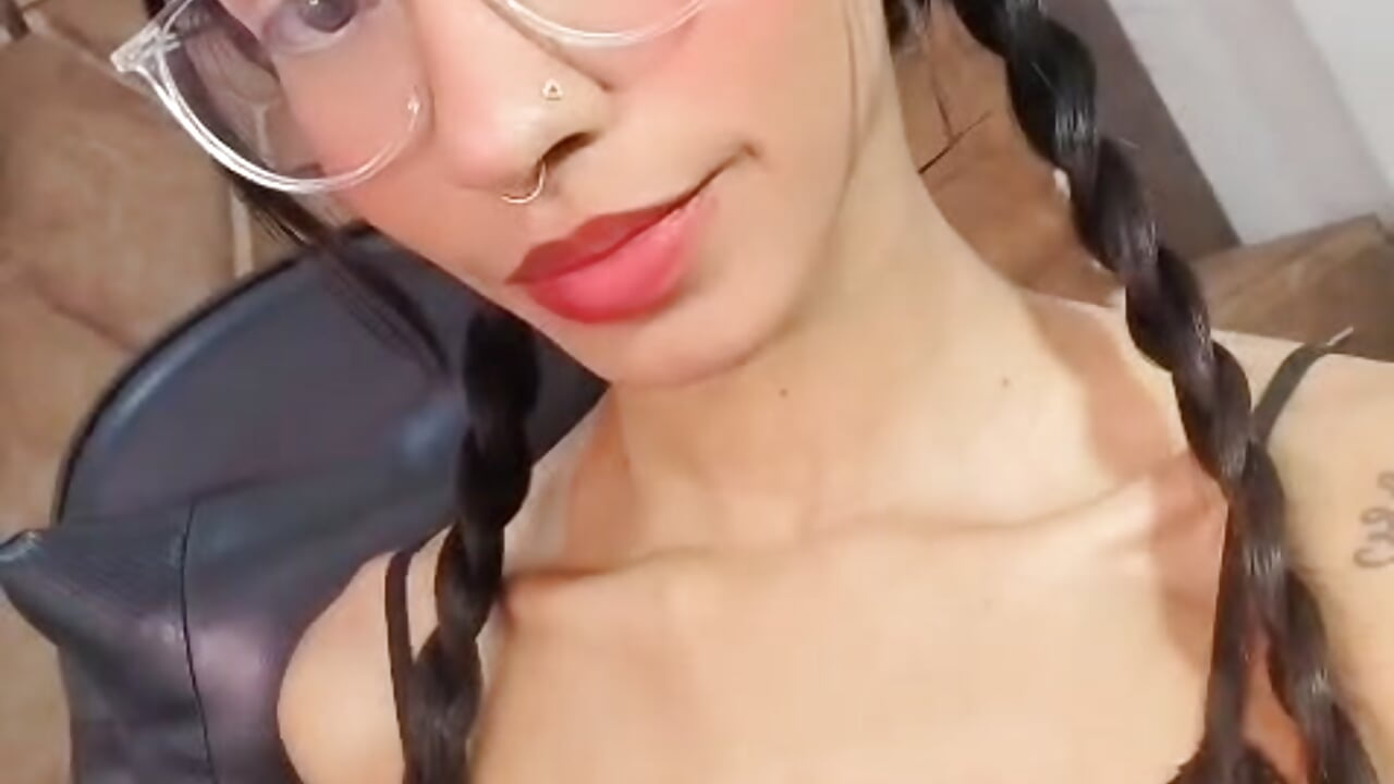 Happy sunday guy ♥ - video by ScarletEvanss_ cam model