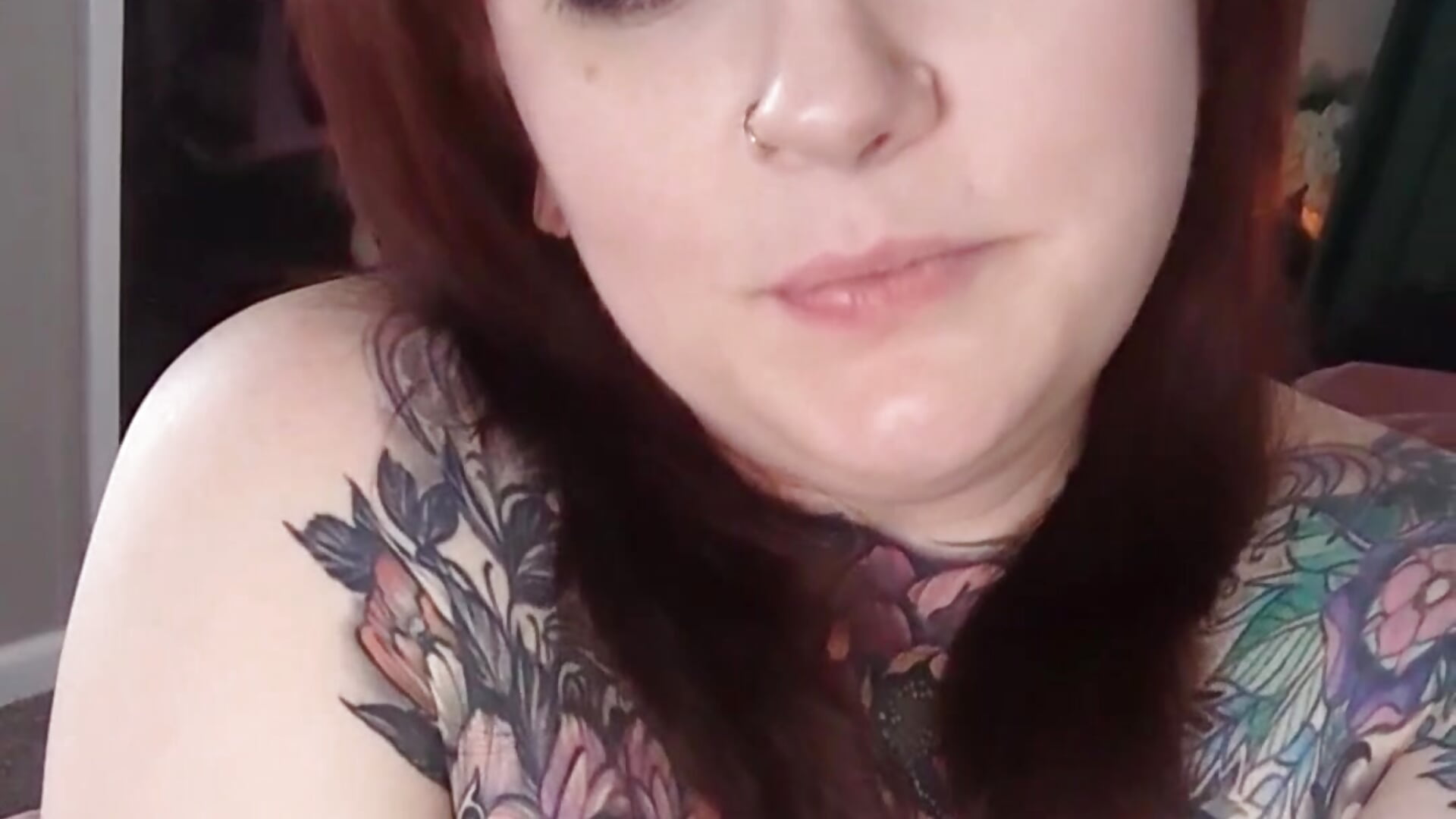 redhair, blue eyes, I could make a thug cry – video af MommyMaeI cam-model