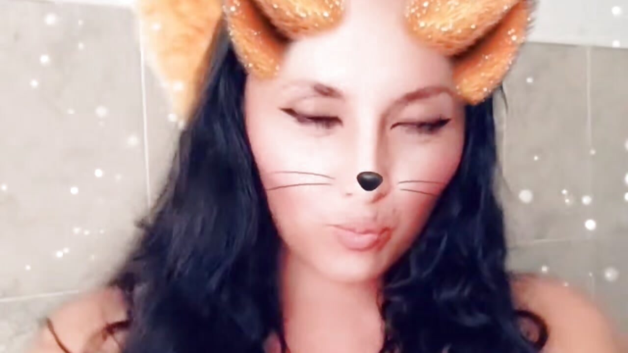 profile-intro-video-1759590328 - video by Nina-Velour cam model