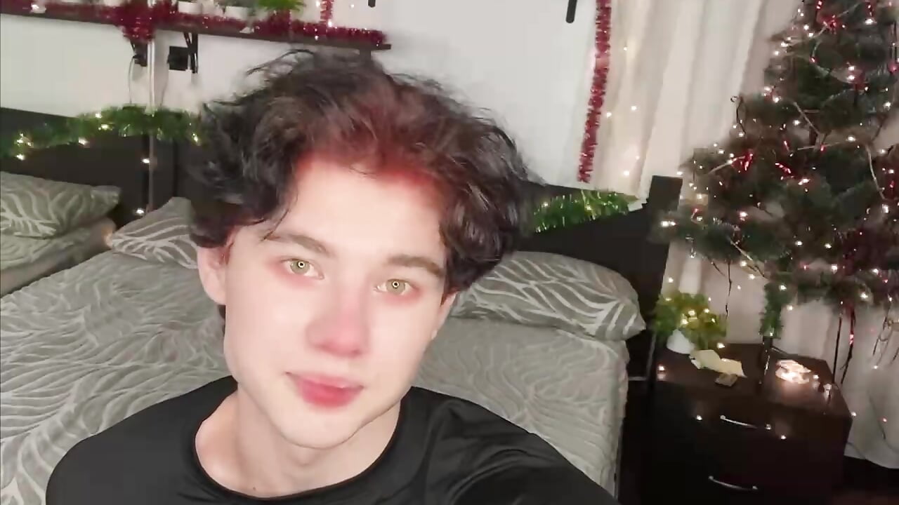 Merry Christmas!!! - відео від вебкаммоделі Cute_Mike
