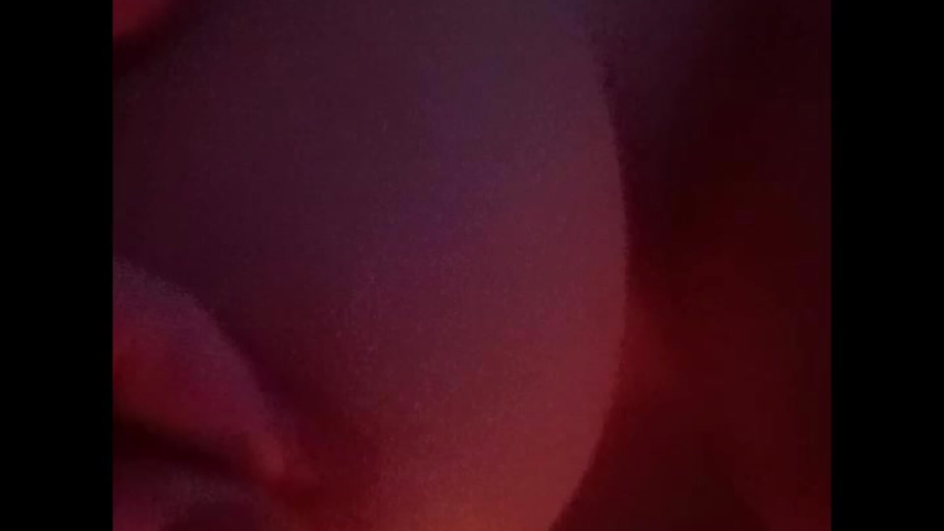 1000008308 – video modela na kameri No_tabo_Wom