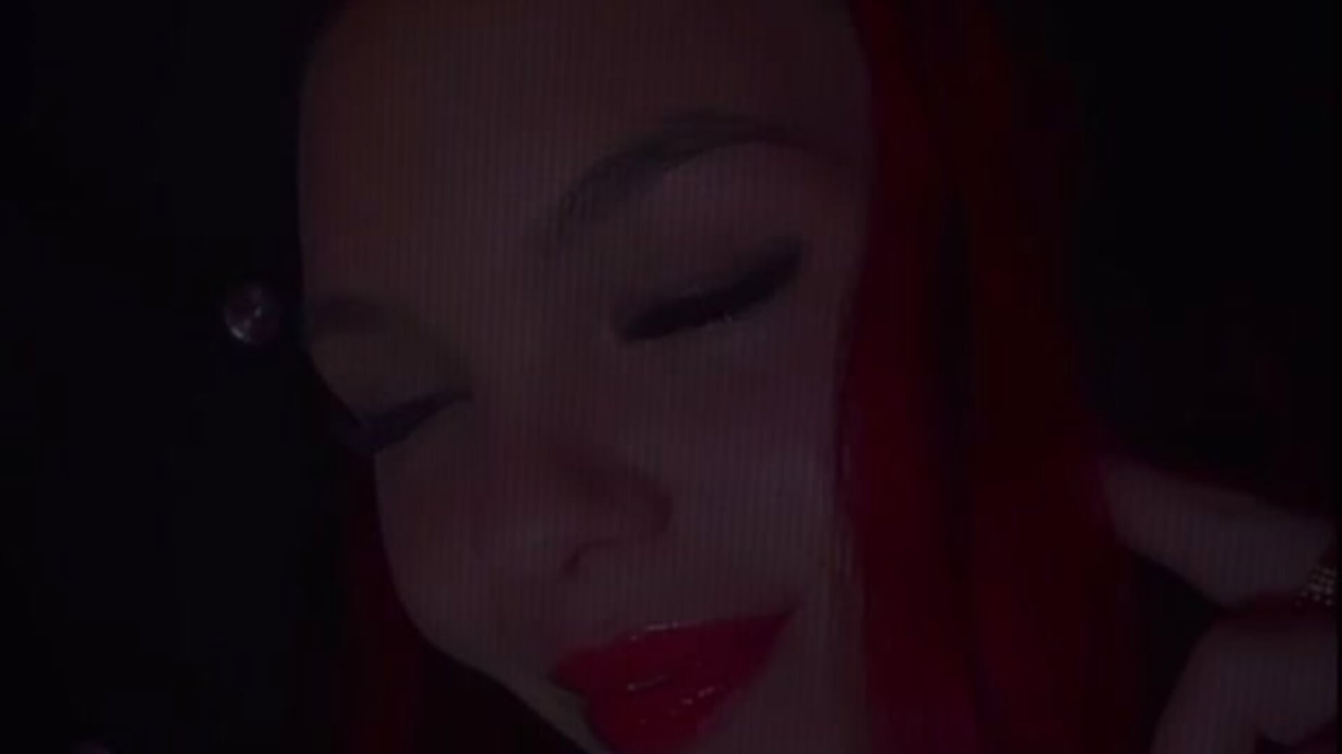 Sweet red 🥵❤️ - video by Daisy_Abby03 cam model