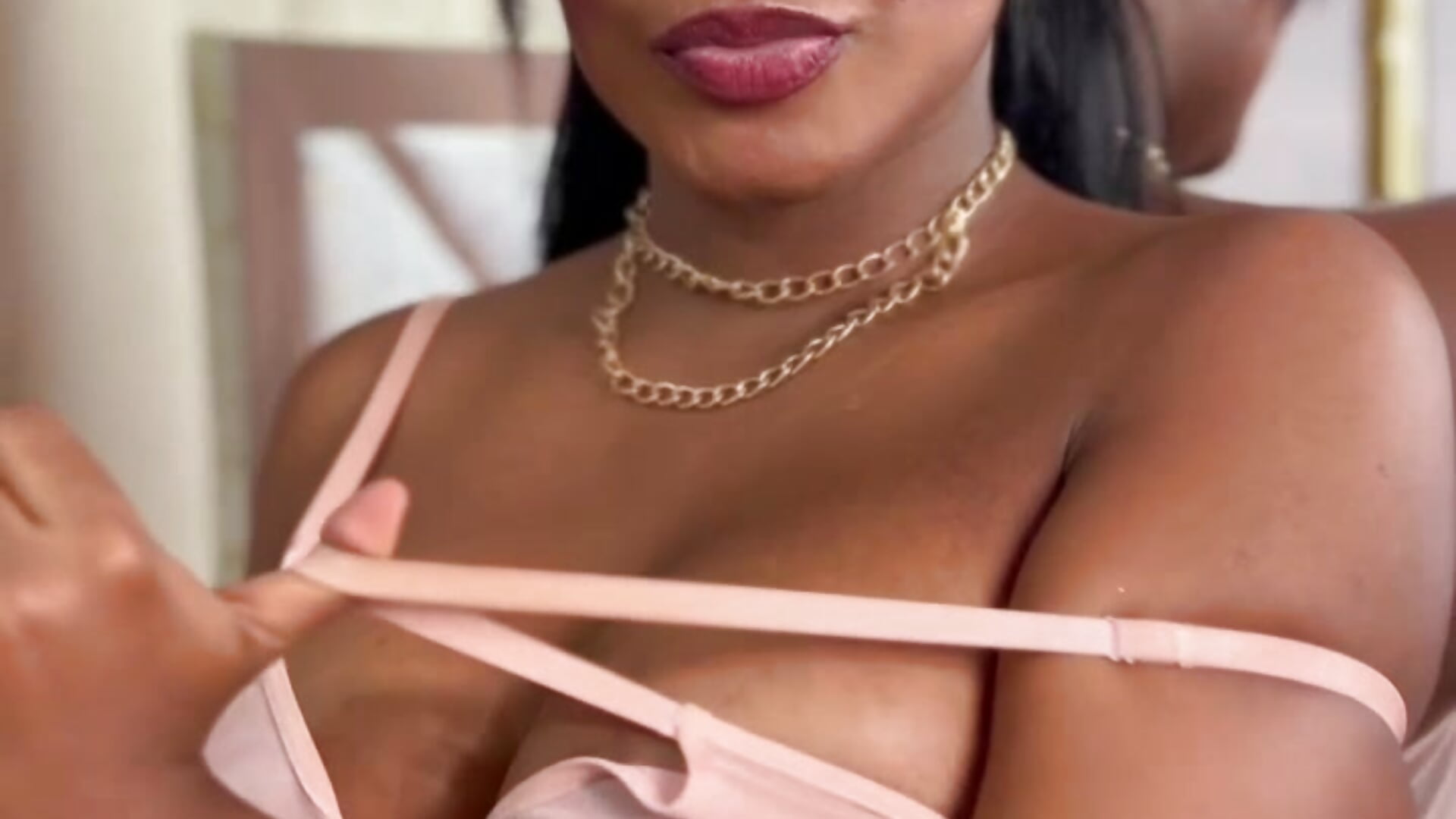 Your ebony girlfriend, readyto please you－カメラキャストのLorraiineJohnsonの動画