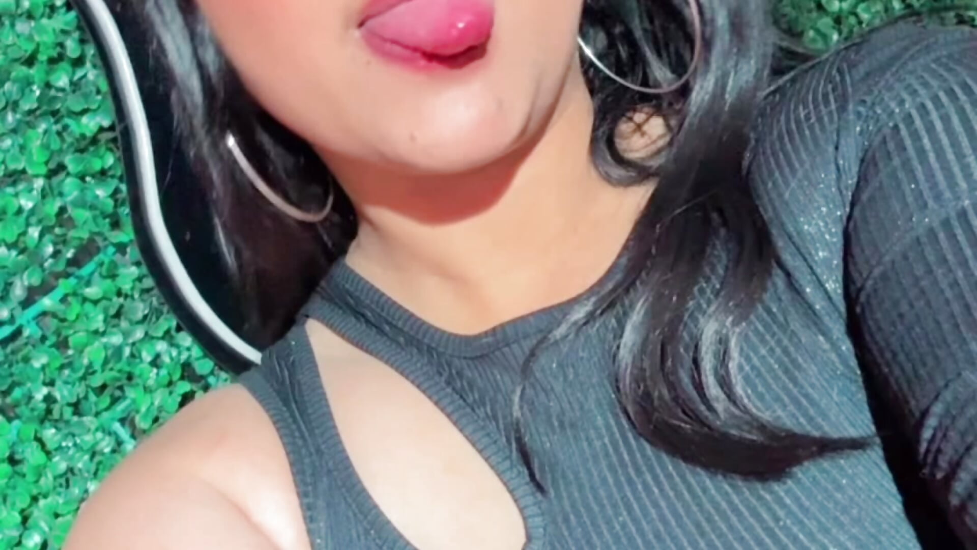 38c15ecca113408aa722b260bf3b8ce5 - video by Emmi_boobs cam model