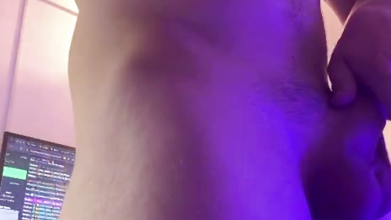 Fire in the smoke 🥵 - video by Leoo_Miller cam model