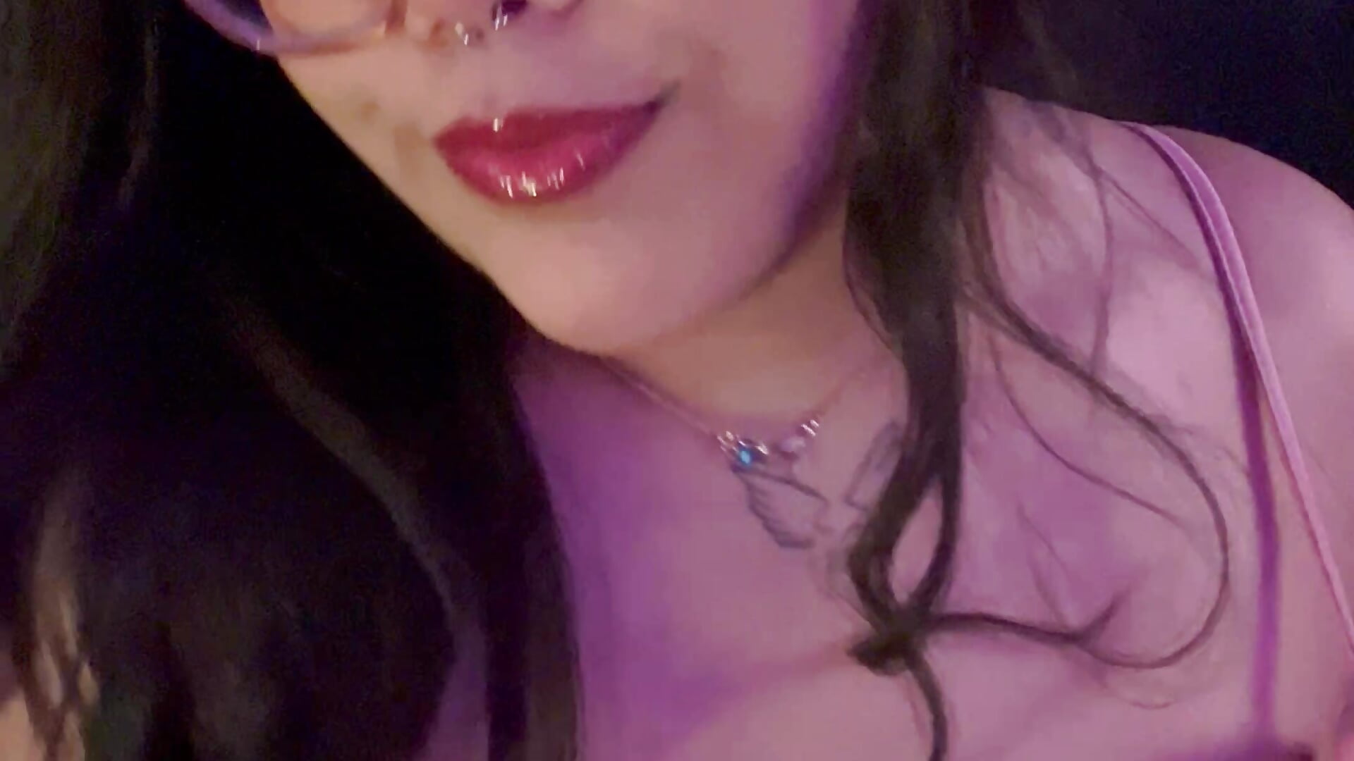 Wanna play? I’m so hot 😈 - video by GabrielleMarsh1 cam model