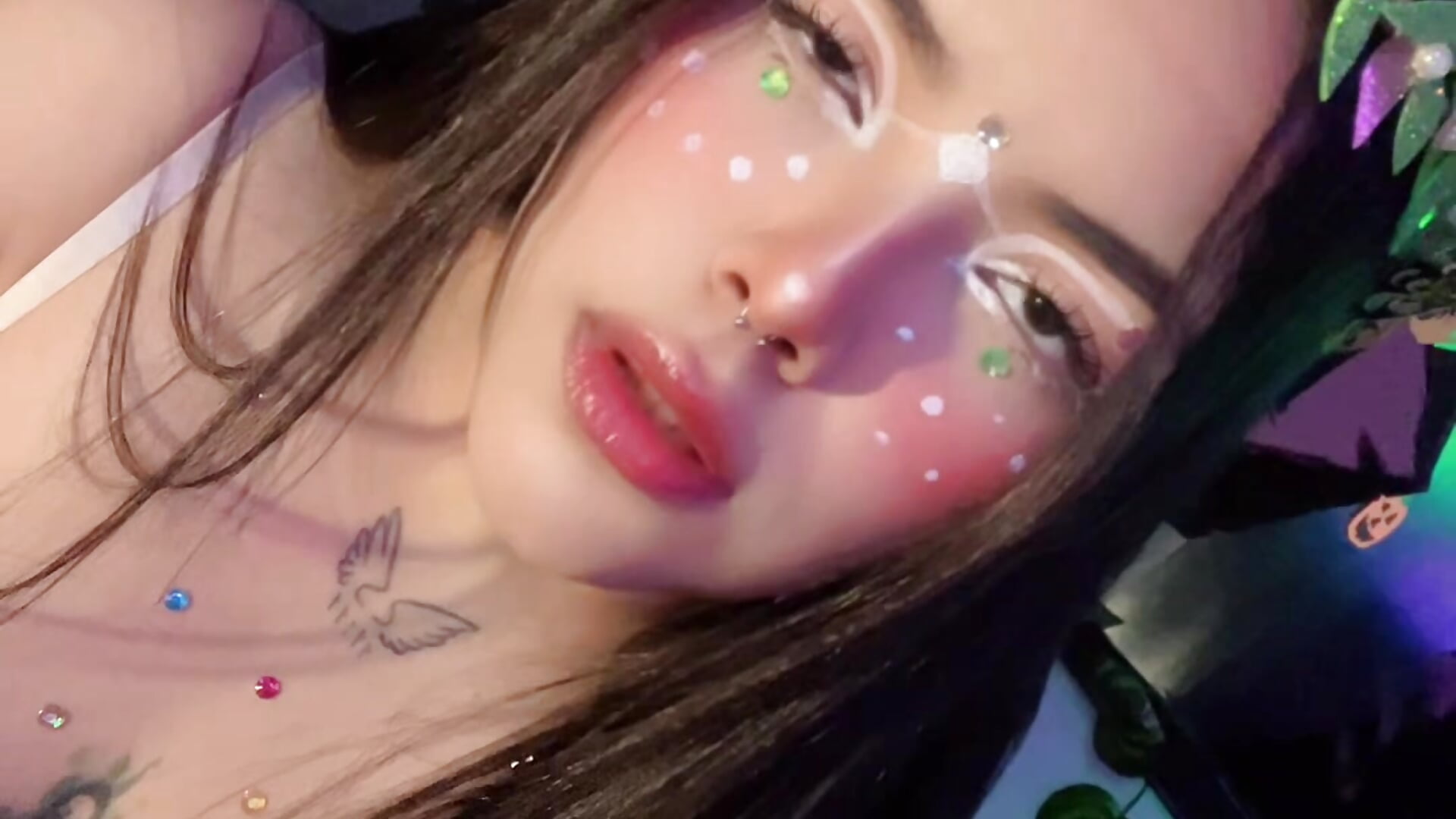 Muackk ✨🧚🏻 - video by GabrielleMarsh1 cam model