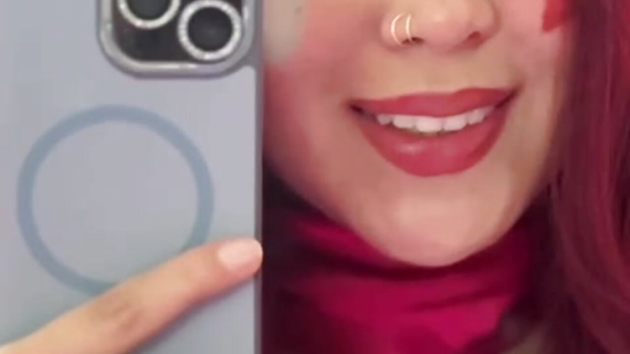 HISOKA 🃏 - video của người mẫu cam aiko_o0