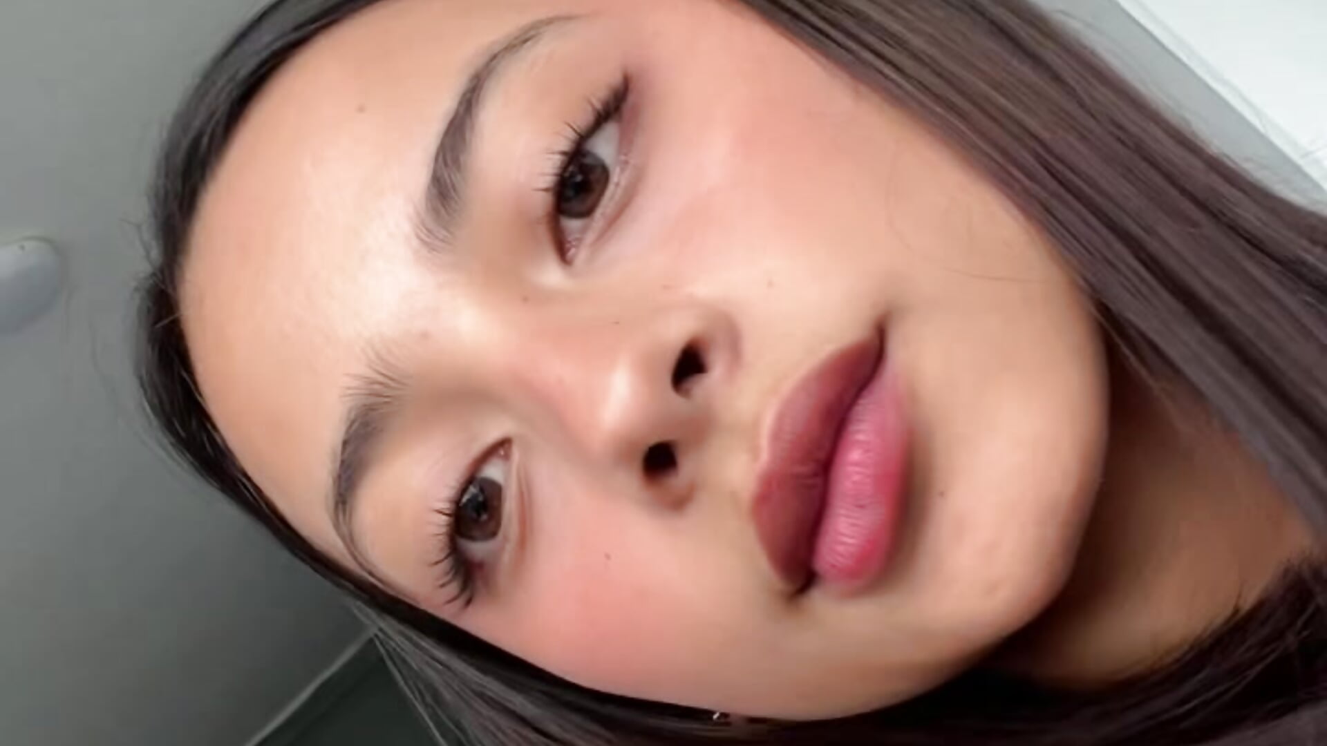 Me – video modela na kameri lena_martinn