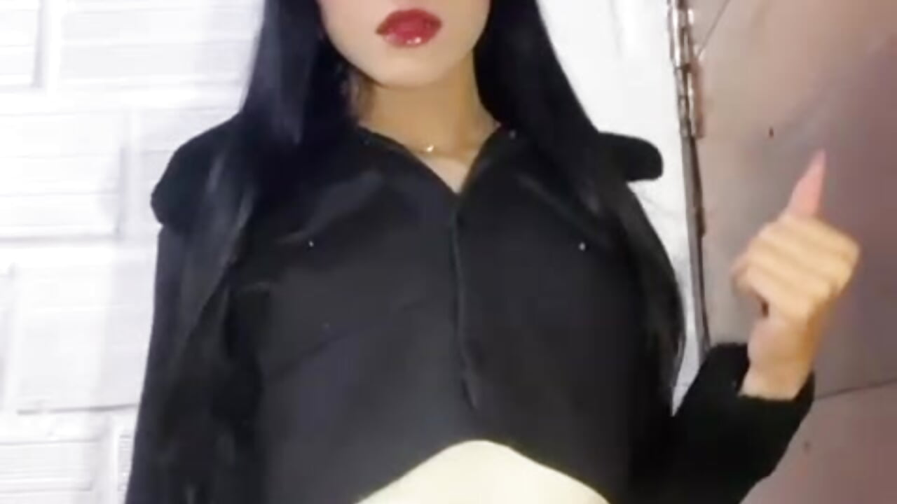 FRIENDS - βίντεο μοντέλου Nefera_Noxx