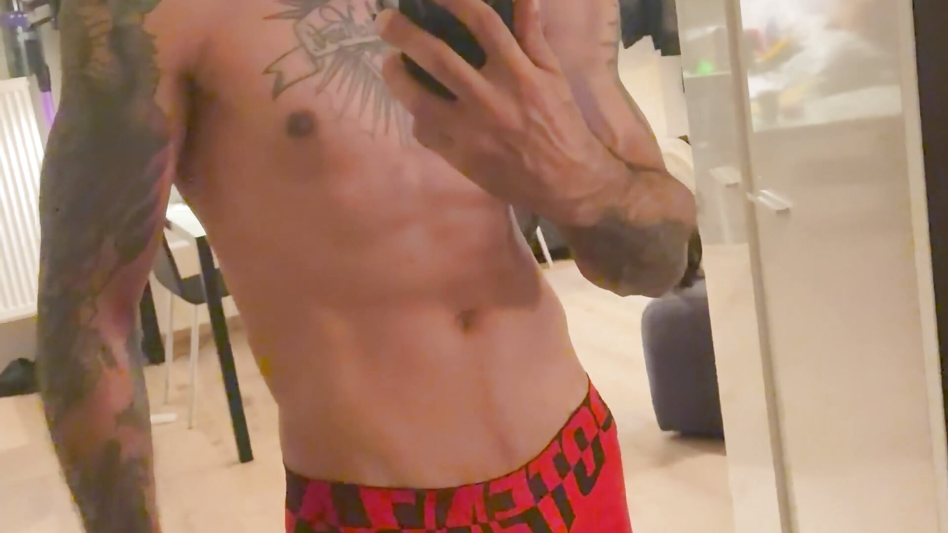 Me - video by Kingsavage2586 cam model