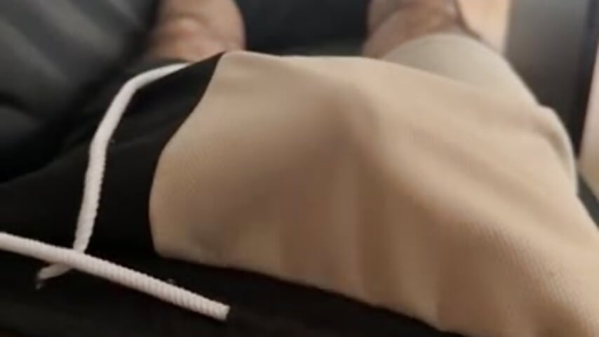 Geil auf den sofa - video by Kingsavage2586 cam model