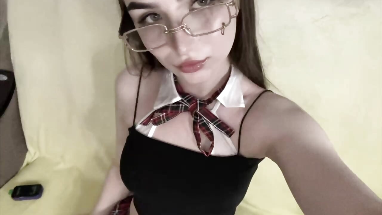 Do you like naughty students? - відео від вебкаммоделі RinaModel