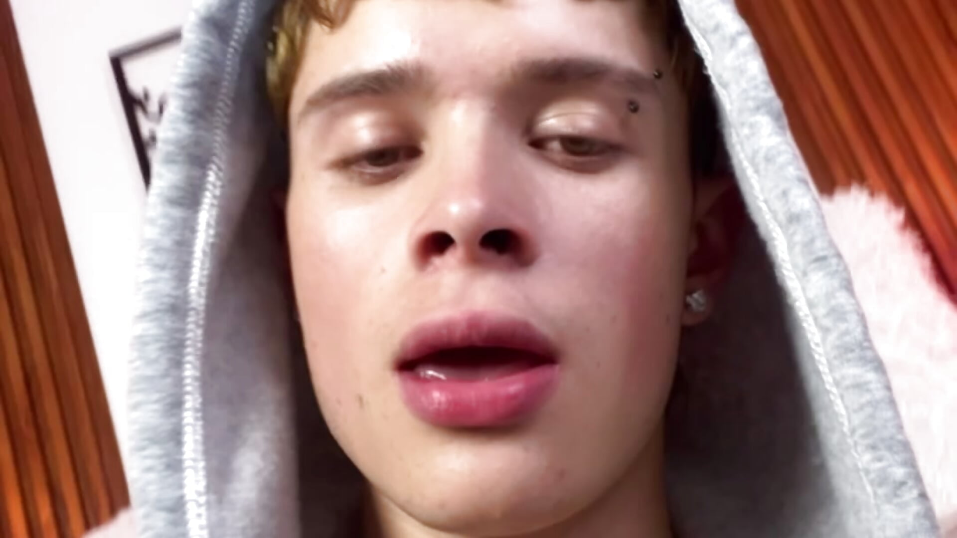 FD70B582-B4BB-466D-8AC8-4BAFA33DC6B7 - vidéo du modèle de showcams JackFrosst