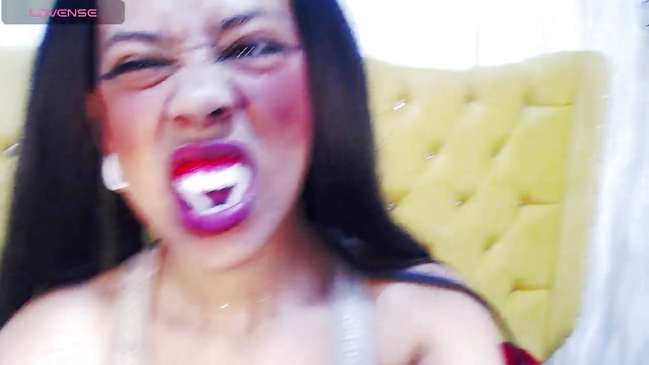 2025-10-26 22-42-12 - video od modelky/modela blackxstar11