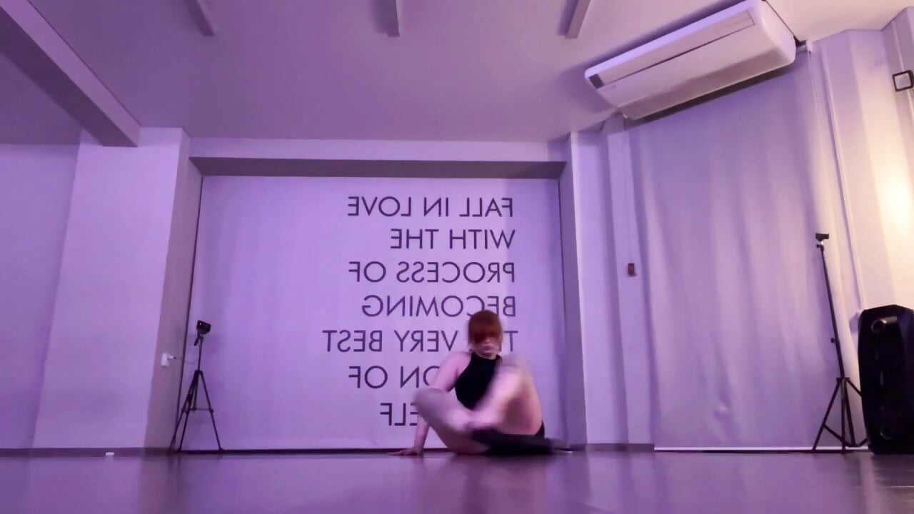 a little dancer - Barbara_Mitchel adlı kamera modelinin videosu