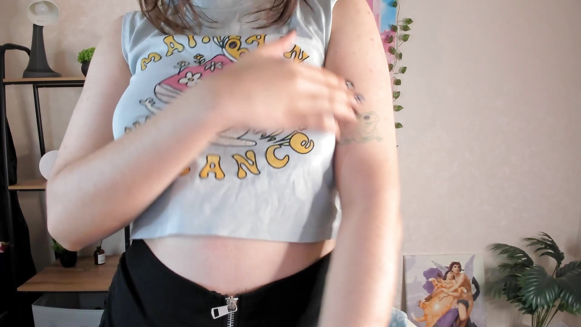 2025-11-10 12-55-44 - video by Nuura_Moore cam model