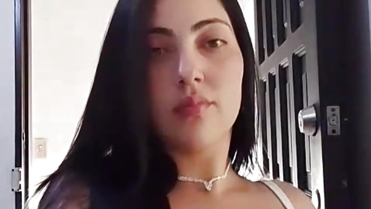 1000250783 - video av Nina_Roseee cam model