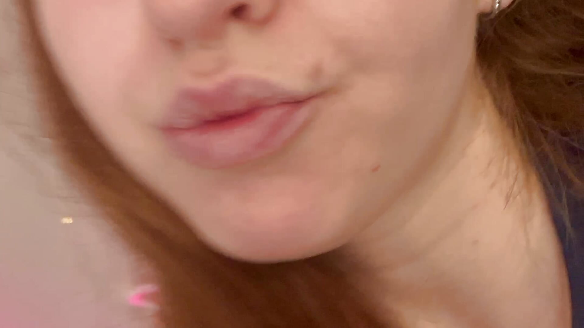 ☁️ – video od webkamerové modelky Evarey_
