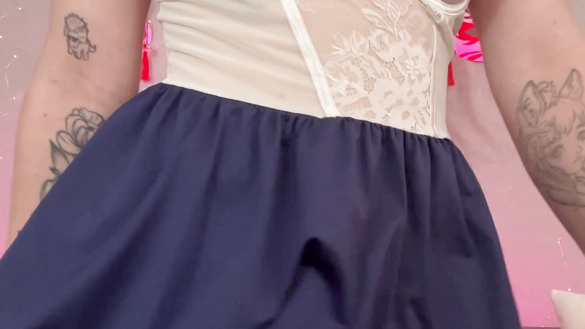 Only a Moment Away – video od webkamerové modelky Evarey_