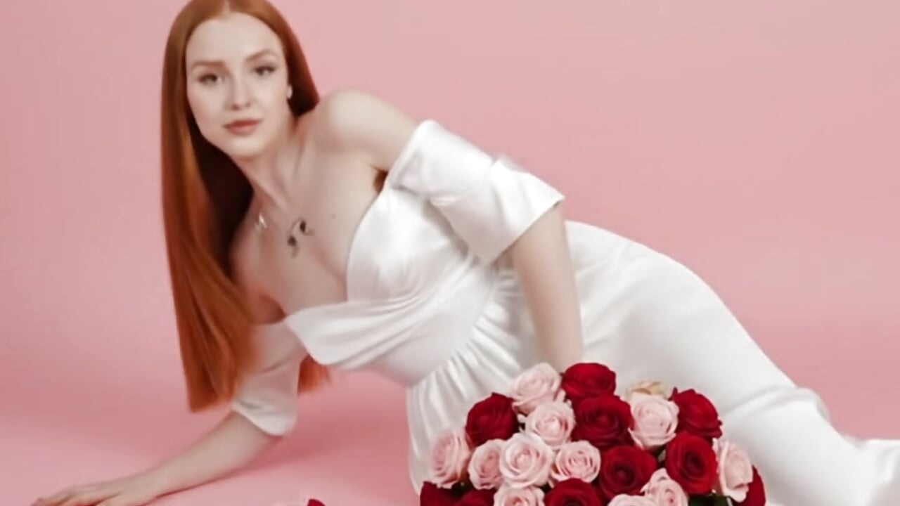 😘 - βίντεο μοντέλου Evarey_