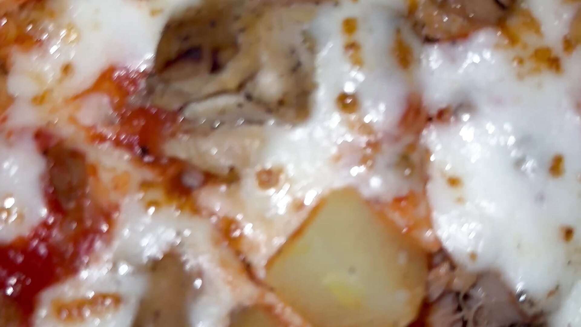 Dinner🍕 - vídeo de la modelo de cam Evarey_