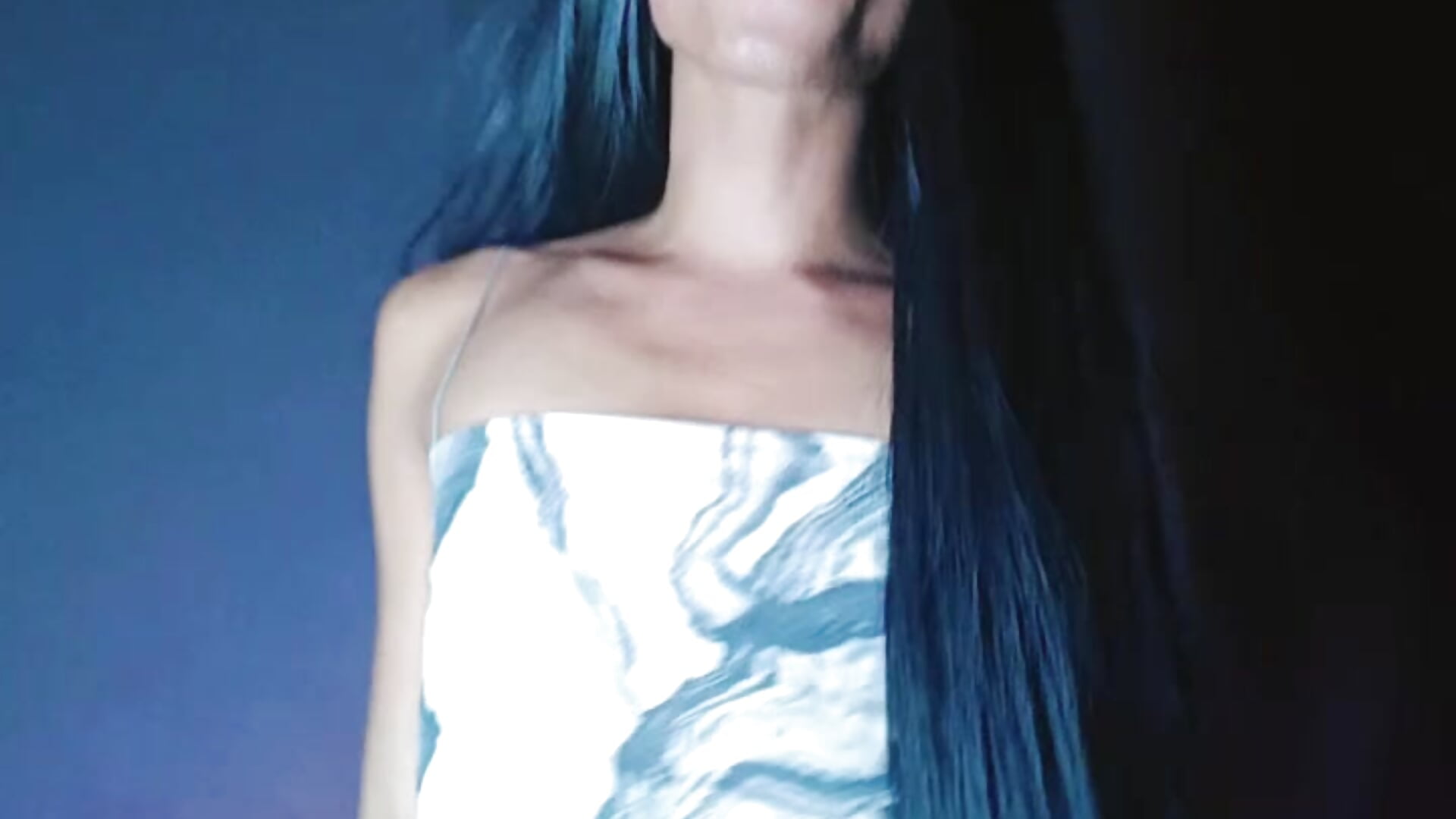 SPREAD LOVE AND CUM - video by PeachyLuxe cam model