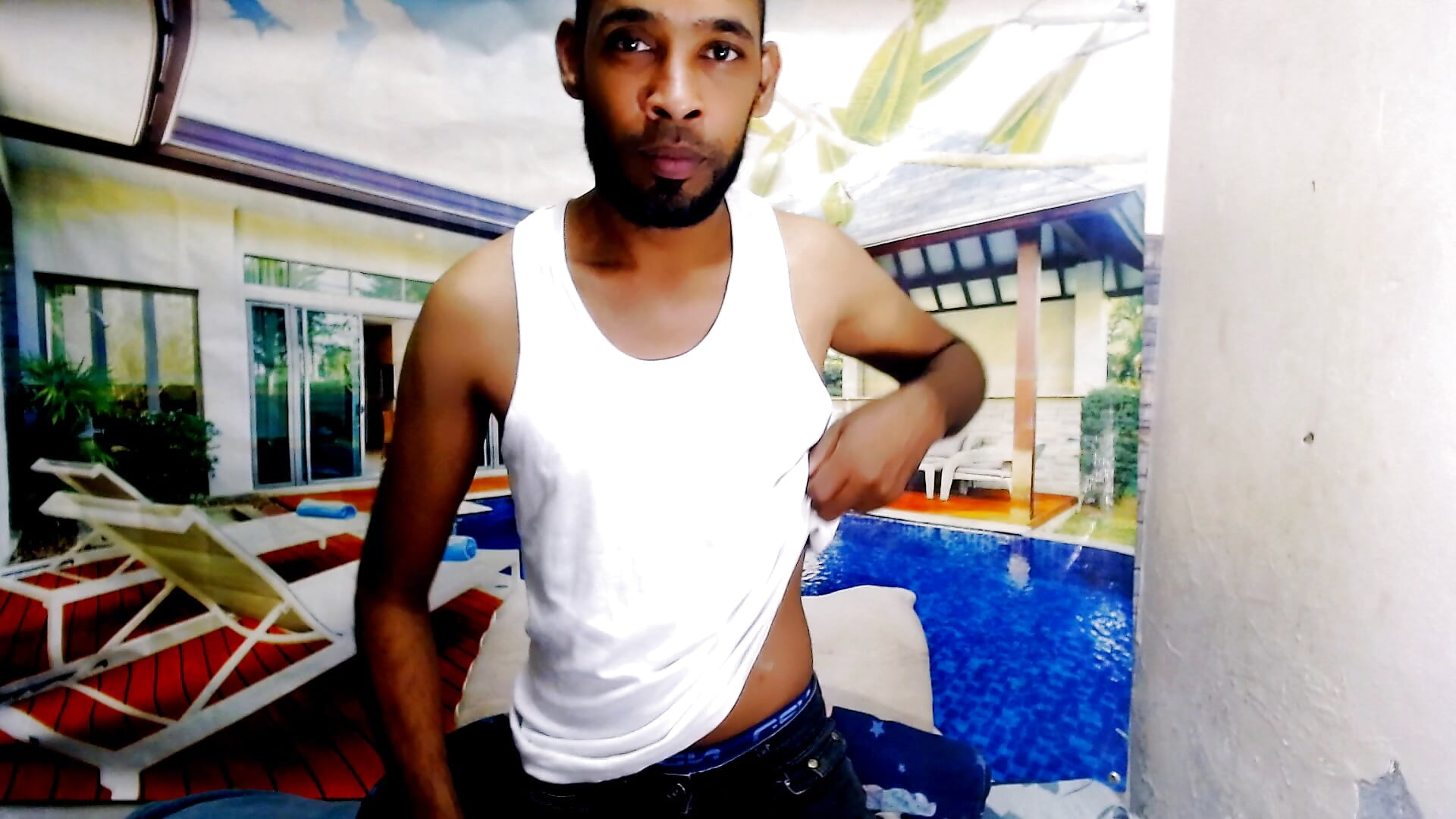 20251022090752 - video by IndianMagicMike cam model