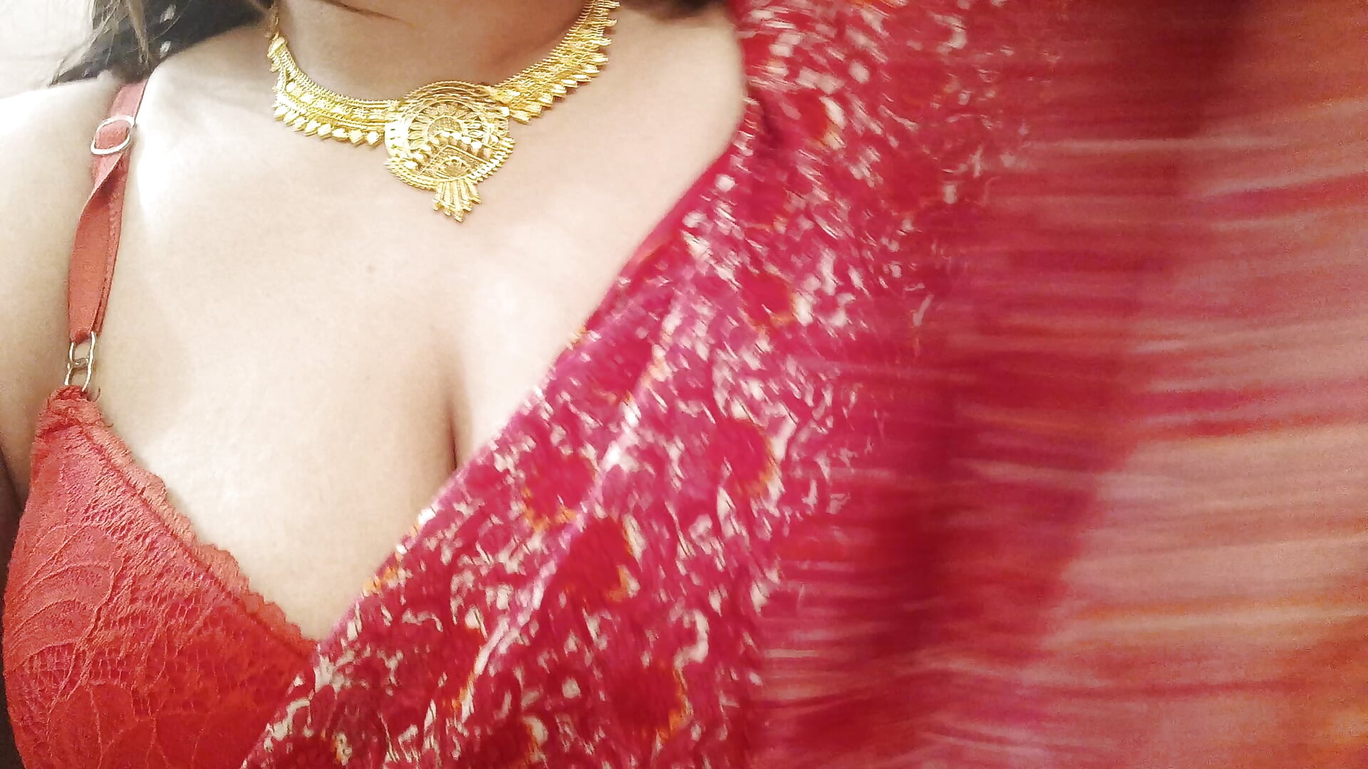 red sexy❤️‍🩹😘❤️😍 - βίντεο μοντέλου Beauty_Queen_Soniya