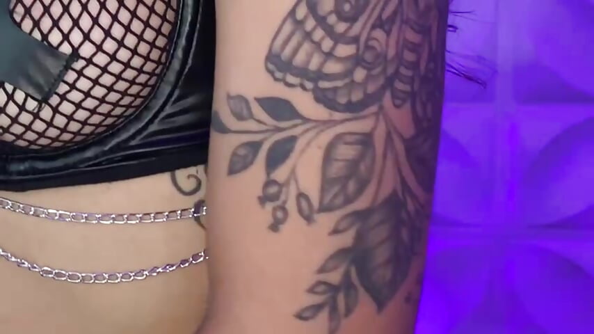 sexy tatto 🔥 - video by Gisell_Squirt_ cam model