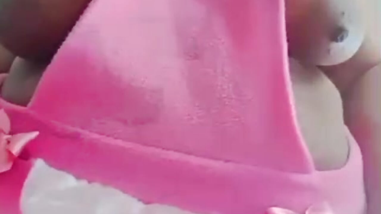 Me 🎂🎈🎉 - video oleh model kamera Bigasshott_