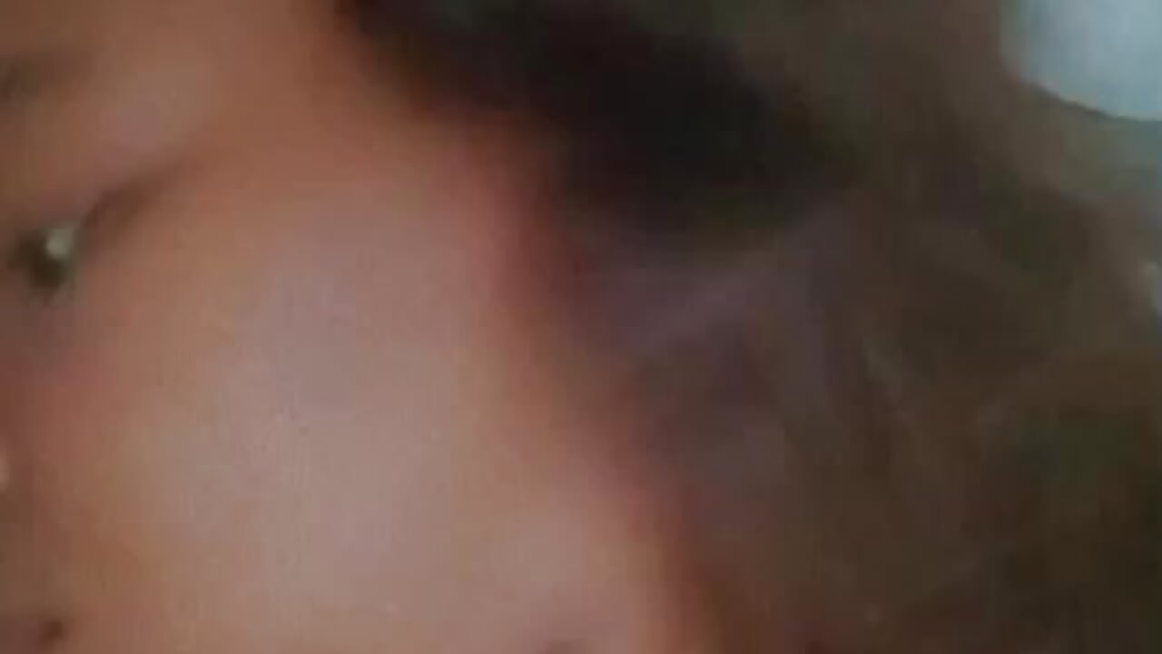 I'm imagining that this condom is your cock🥵🥵📹 - video oleh model kamera Bigasshott_