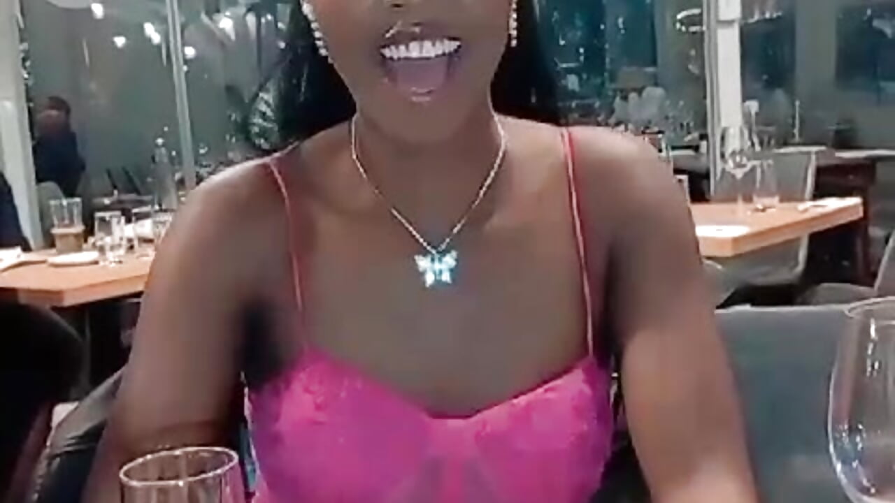 1000360146 - video di MissLola026 modella di cam