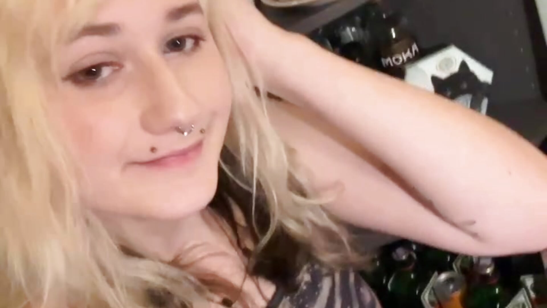 Im <3 - video by Ulemonala_Cute cam model