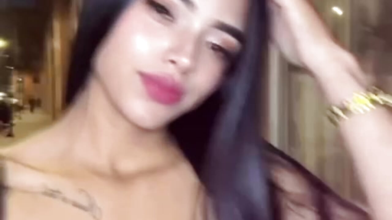 Beautiful and sexy - Celeste_ec 캠 모델의 동영상