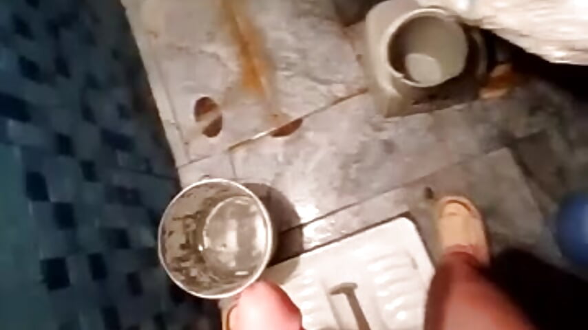 Lots of milk كتير من الحليب - video by latarak321 cam model