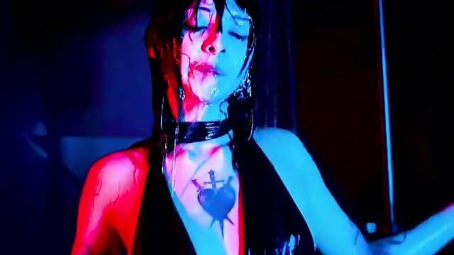 Abducted and confused by my beauty ❤️ - Vídeo de Bayonetta_doll, modelo de vídeos